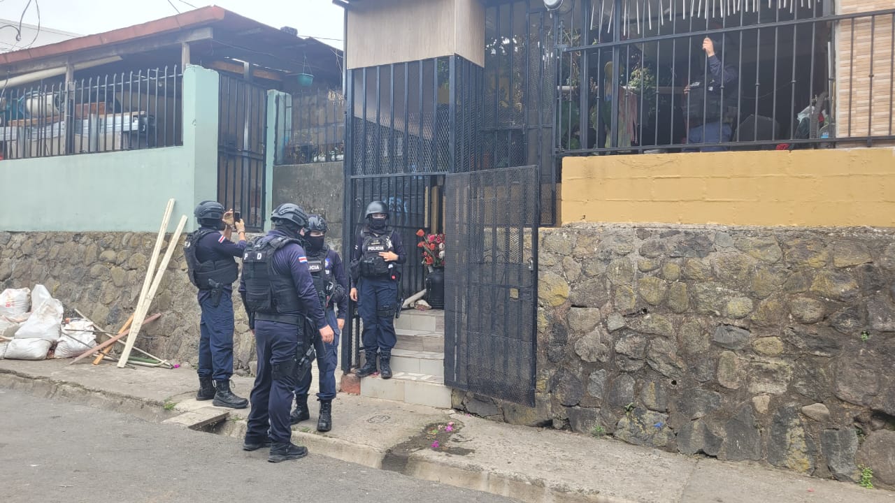 PCD desarticula dos violentas bandas narco en Tirrases