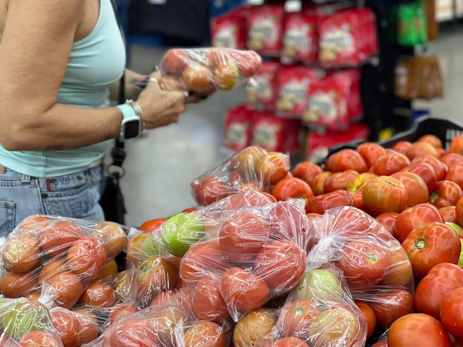 Tomate baja ₡245 colones para este fin de semana 