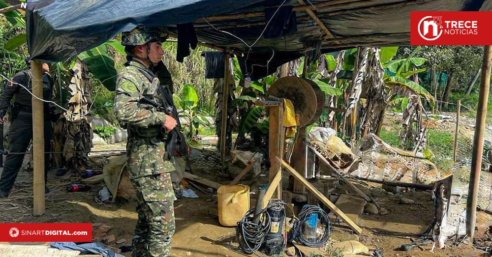 Venezuela dice que destruyó campamentos de drogas de guerrillas colombianas en su territorio
