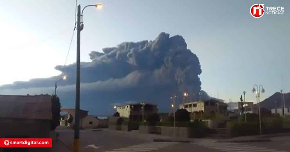 Perú activa estado de emergencia en alrededores de volcán en erupción